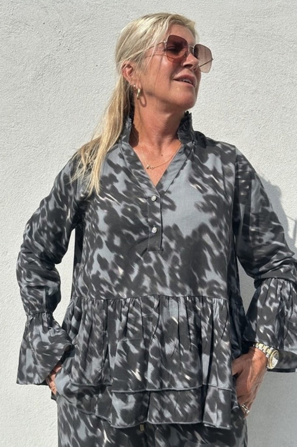 Gaspar Jada print blouse grey